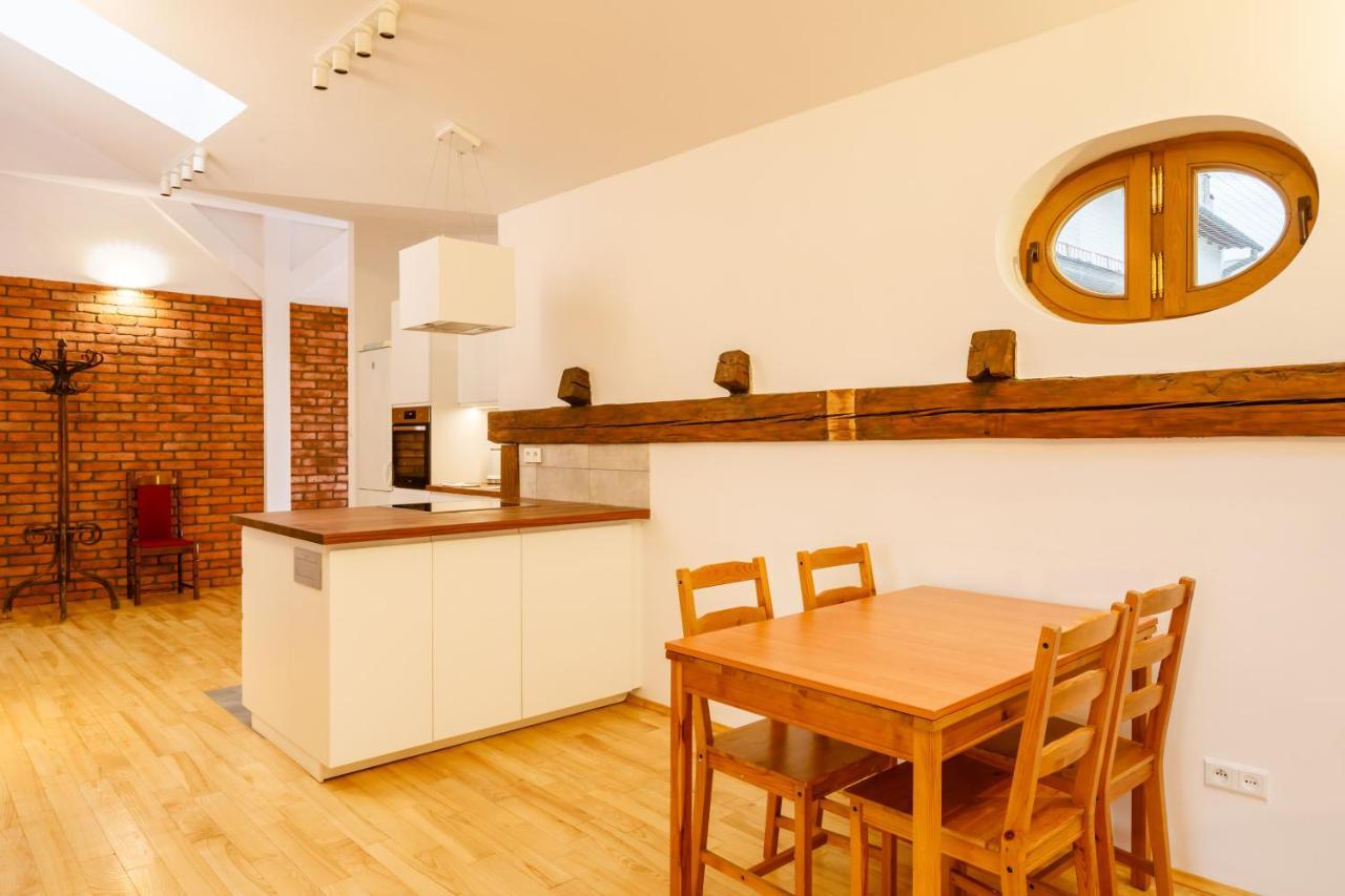Ok Main Square Apartments Краков Экстерьер фото